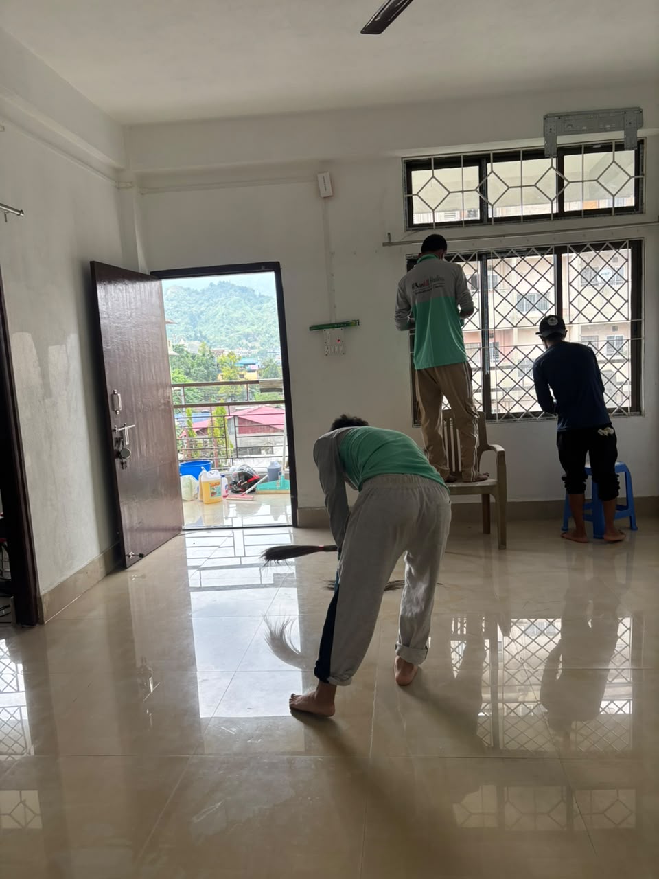 Kitchen deep clean